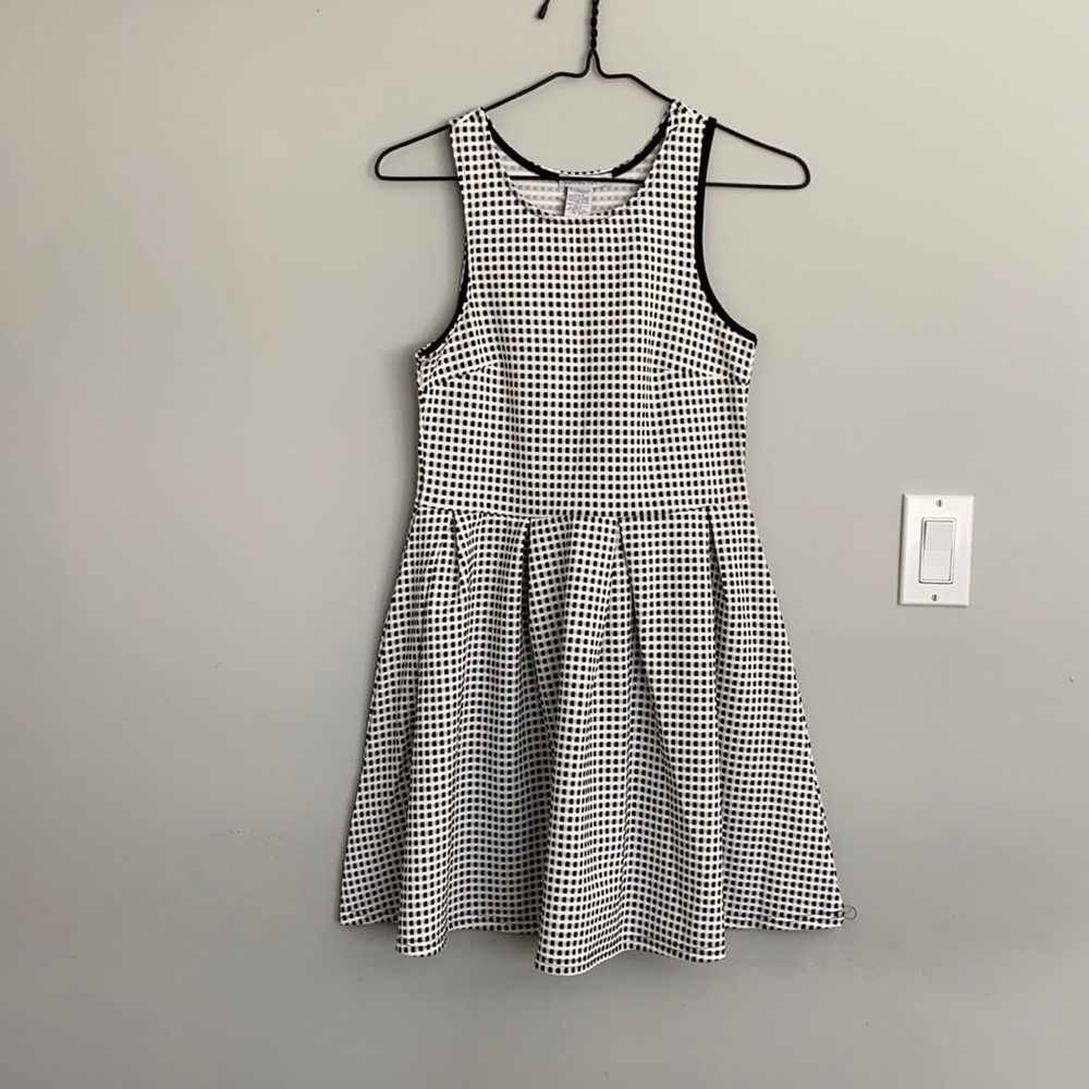 Womens Size Small Checked Dress